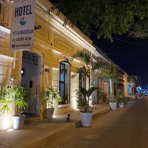 https://hotel-perla-mazatlan.mazatlan-hotels.com