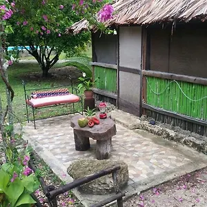 Pueblo Maya Hostal