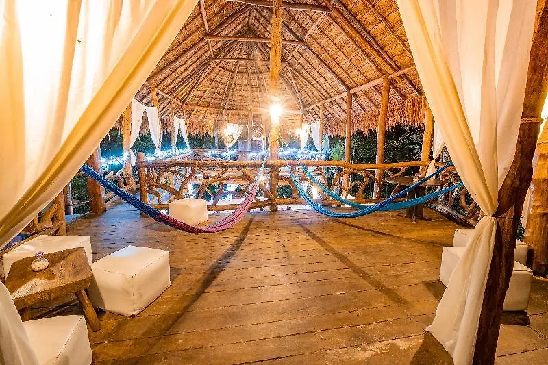 Jolie Jungle Eco Hotel - Ruta de los Cenotes Leona Vicario 3*,